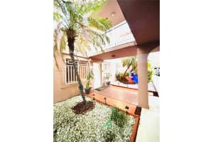 2310 W 74th St 103, Hialeah 2310 W 74th St 103, Hialeah