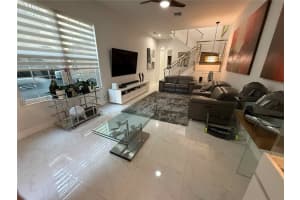 6923 Julia Gardens Dr, Coconut Creek