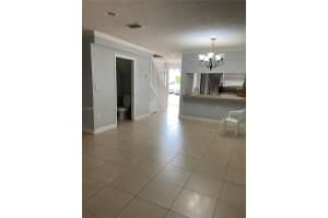 2367 W 74th St 103-2, Hialeah