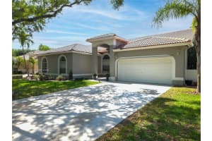 5318 Nw 57th Ave, Coral Springs