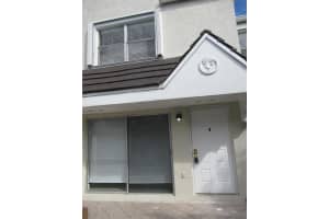 6825 Sw 45th Ln 12, Miami