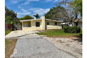 51 Davis Rd, Palm Springs