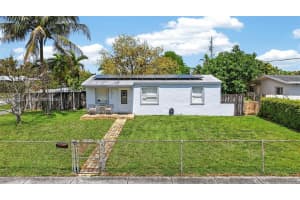 10055 Sw 52nd Ter, Miami
