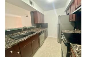 2460 Nw 33rd St 1708, Oakland Park