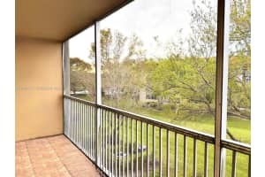 13355 Sw 9th Ct 313h, Pembroke Pines