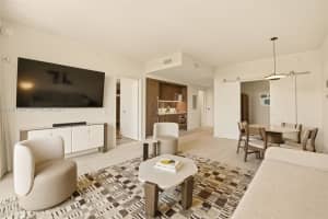 1611 Sw 2nd Avenue 301, Miami