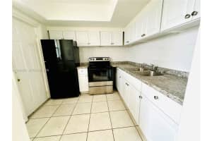 6740 Arbor Dr 204, Miramar