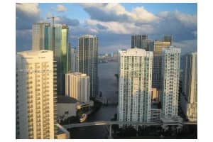 90 Sw 3rd St 3610, Miami