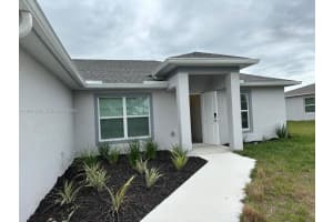 2711 Sw 20th St, Lehigh Acres