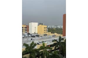 18800 Ne 29th Ave 822, Aventura