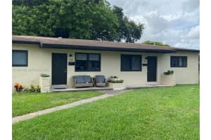 5835 Nw 37th St 5835, Virginia Gardens