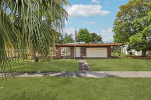 272 W 46th Street, Hialeah