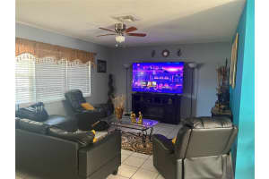 306 Canyon Dr N, Lehigh Acres