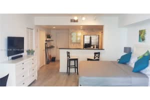 335 S Biscayne Blvd 1706, Miami