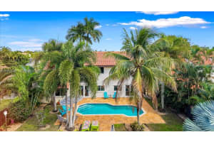 2560 Bass Way 2560, Cooper City