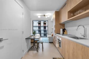 11 Ne 6 Th 2808, Miami