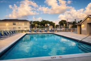 422 Ne 210th Circle Ter 102, Miami