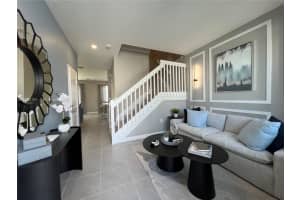 680 Se 13th Ct, Homestead