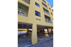 2046 W Flagler St 205, Miami