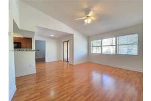 15650 Sw 105th Ln 502, Miami