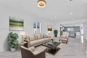 875 E 8th St, Hialeah