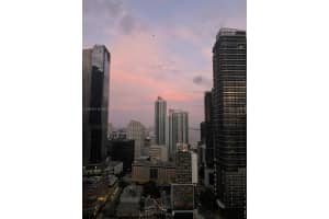 999 Sw 1st Ave 3208, Miami