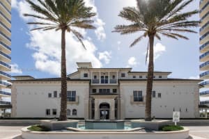 4779 Collins Ave 808, Miami Beach