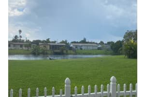 8135 Sunrise Lakes Blvd 308, Sunrise