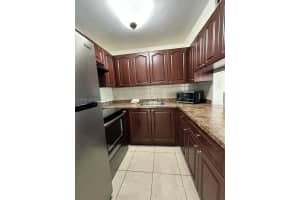 4848 Nw 24th Ct 309, Lauderdale Lakes
