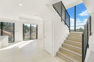 3345 Sw 22nd Ter 3343, Miami
