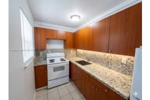 6270 W Flagler St A4, Miami