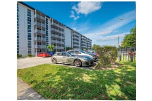 16851 Ne 23rd Ave B604, North Miami Beach