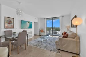 140 S Dixie Hwy 403, Hollywood