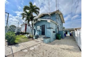 236 Sw 10th Ave B, Miami
