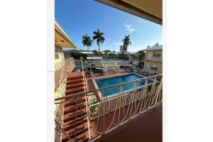 1755 Venice Ln 10w, North Miami