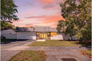 13471 Sw 99th Ter, Miami