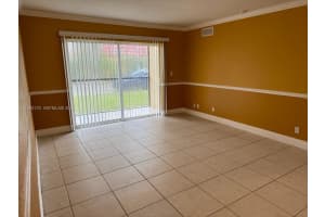 2850 Nw 55th Ave 1b, Lauderhill