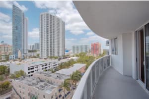 601 Ne 23rd St 1004, Miami