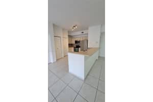 7330 Nw 114th Ave 203-5, Doral