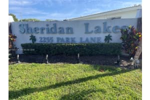 2300 Park Ln 208, Hollywood