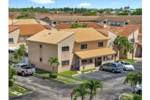 7801 W 29th Way 102, Miami Beach