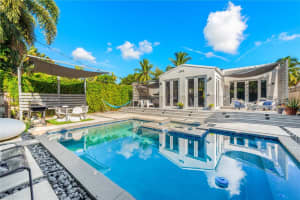 738 Ne 72nd Ter, Miami