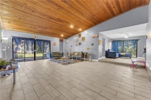 5701 Nw 54th Way, Tamarac