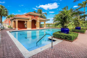 11617 Nw 62nd Ter 430, Doral