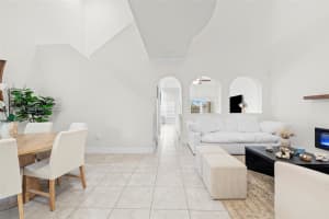 2338 Se 16th Ter, Homestead