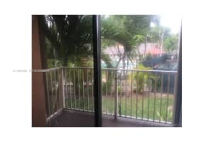 7070 Nw 179th St 206, Hialeah