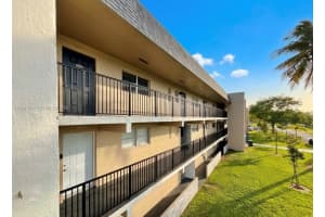 7900 S Colony Cir S 303, Tamarac