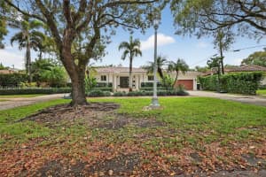 3258 Riviera Dr, Coral Gables