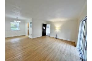 8475 Sw 94th St 119e, Miami