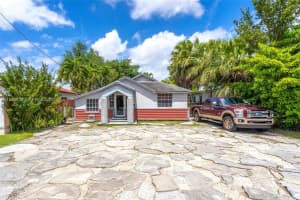 6295 Sw 29th St 1, Miami